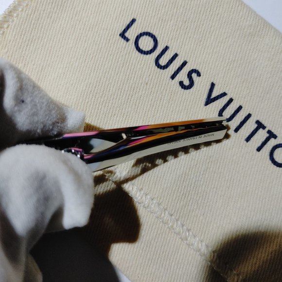 Louis Vuitton CHAMPS ELYSÉES TIE PIN - Picture 10 of 12